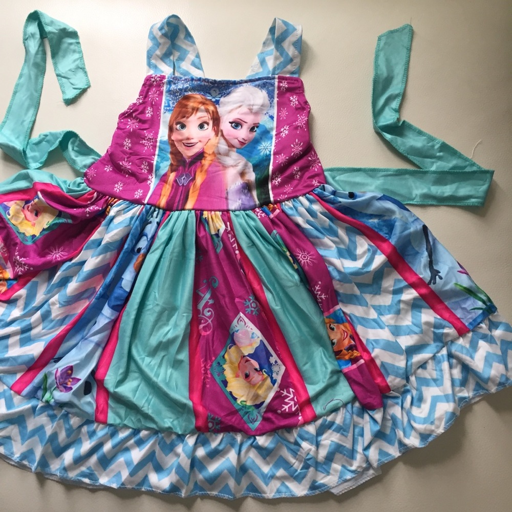 Frozen Elsa Anna Twirl Beautiful Girl Dress - Picture 4 of 7